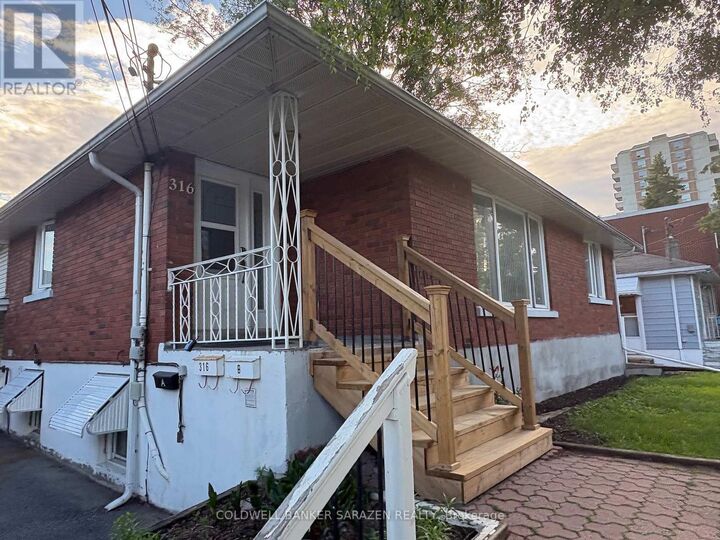 Property Photo:  316 Lafontaine Avenue  ON K1L 6X2 