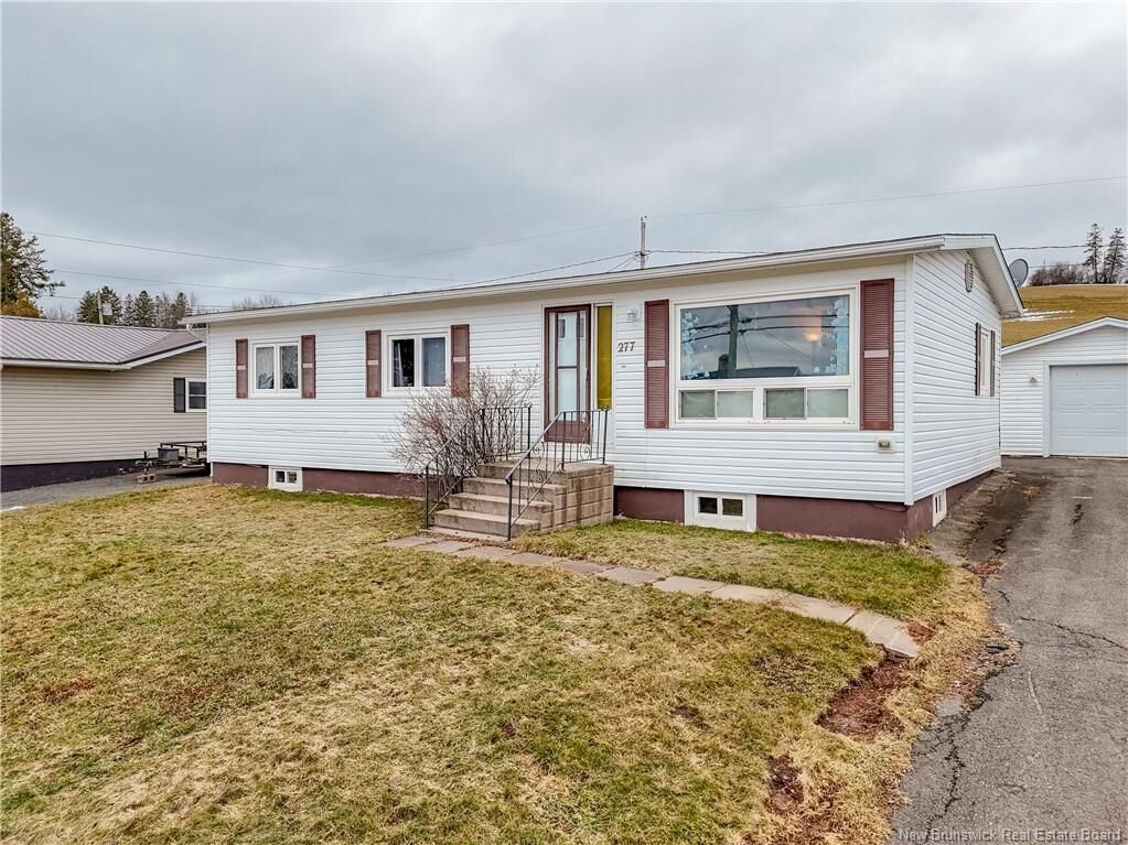 Photo de la propriété:  277 Church Avenue  NB E4E 1Z5 