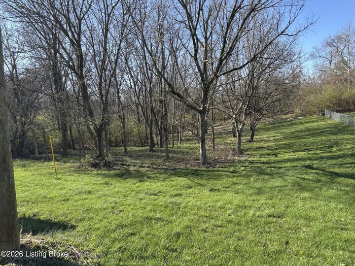 Property Photo: 16214 Shelbyville Rd KY 40245