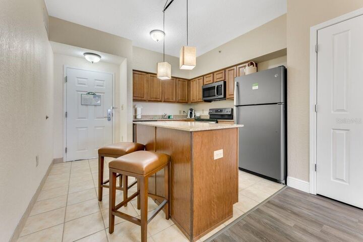 Property Photo:  12539 Floridays Resort Drive 410D  FL 32821 