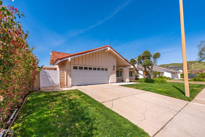 Property Photo:  2933 Great Smokey Court  CA 91362 