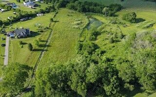 Property Photo:  1024 Peak Dr  TN 37031 