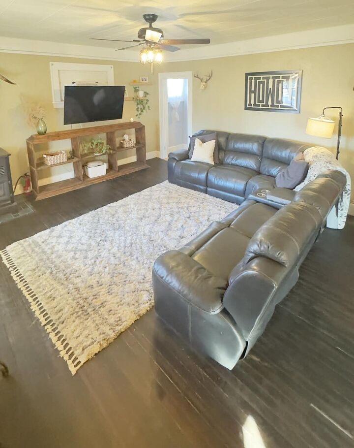 Property Photo:  112 Houghton St  WA 99139 