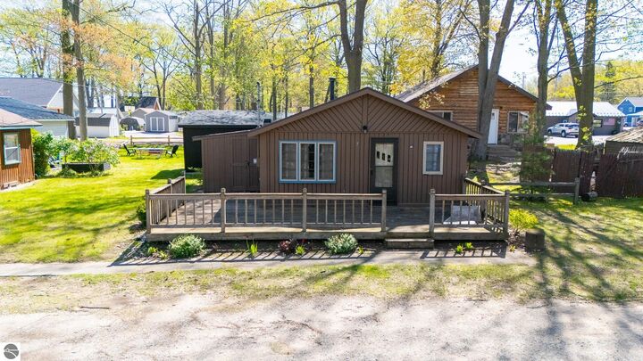 Property Photo:  3974 W Houghton Lake Drive Unit #7  MI 48629 