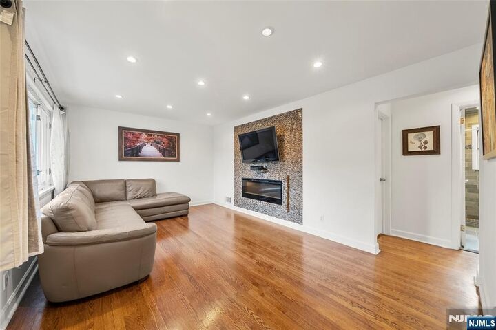 Property Photo:  636 Elm Avenue  NJ 07657 