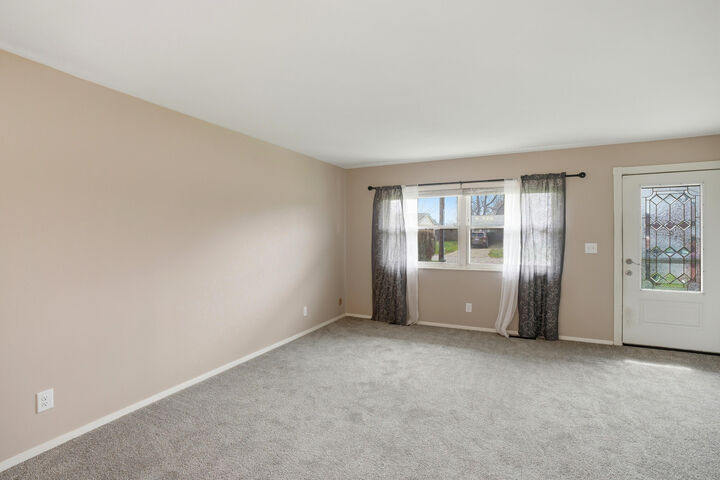 Property Photo:  8 Tripoli Lane  KY 41017 