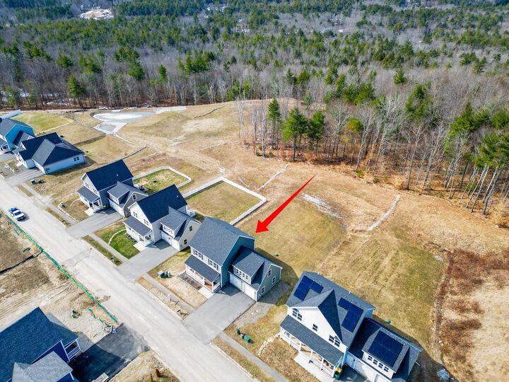 Property Photo:  36 Eisenhower Drive  NH 03867 