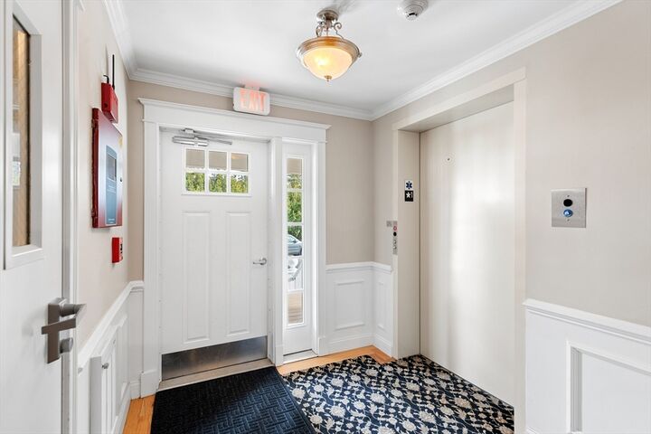 Property Photo:  100 Burrill Street 6  MA 01907 