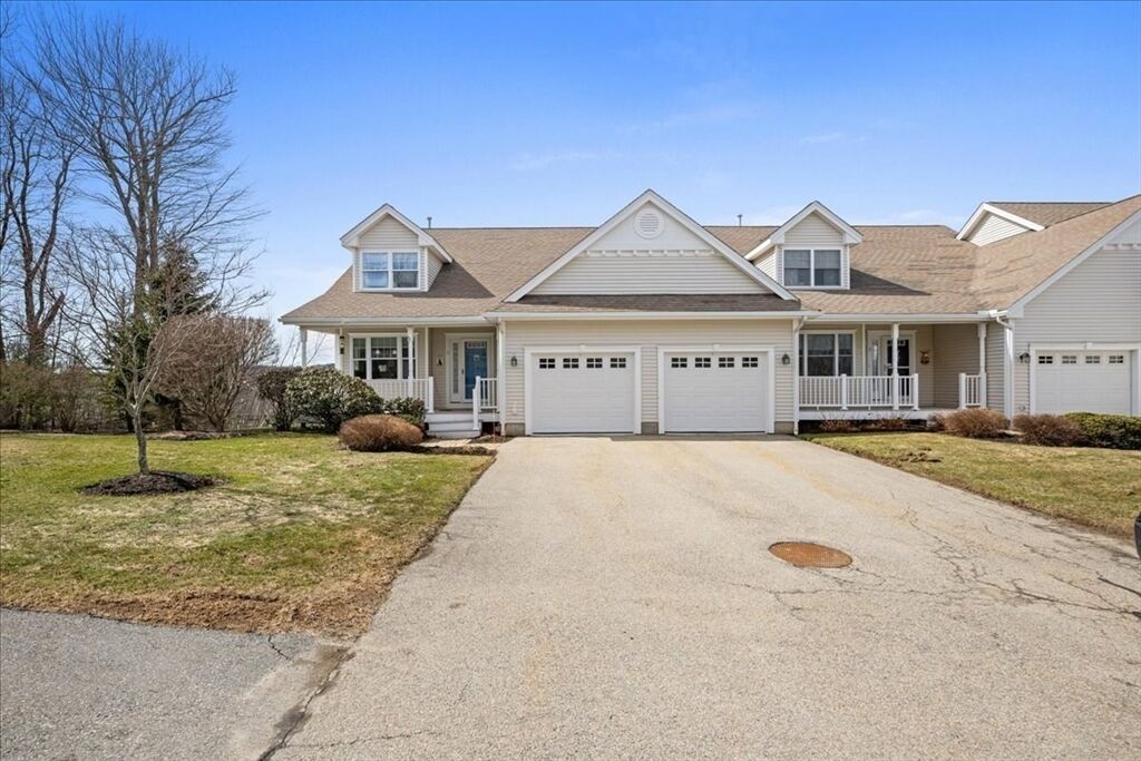 Property Photo:  7 Primmett Lane 7  MA 01609 