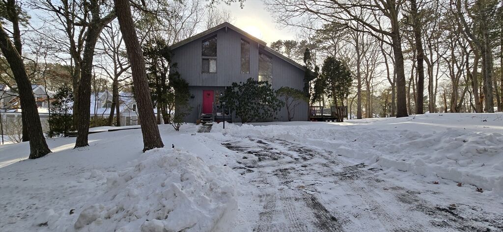 Property Photo: 51 Fairway Ln MA 02649