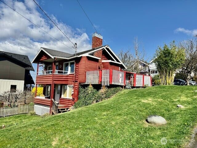 Property Photo:  522  12th Street  WA 98225 