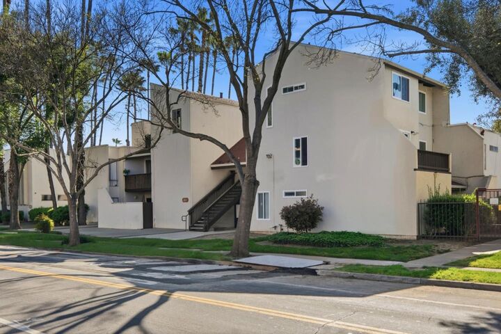 Property Photo:  1660 Laguna Street D  CA 94520 