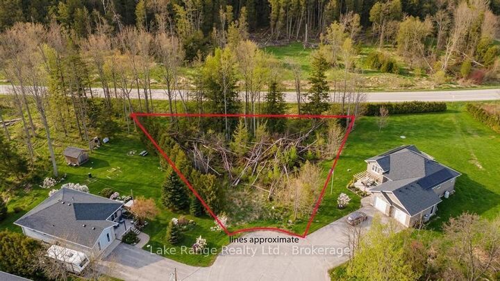 Property Photo:  121 Onandago Place  ON N0G 2R0 