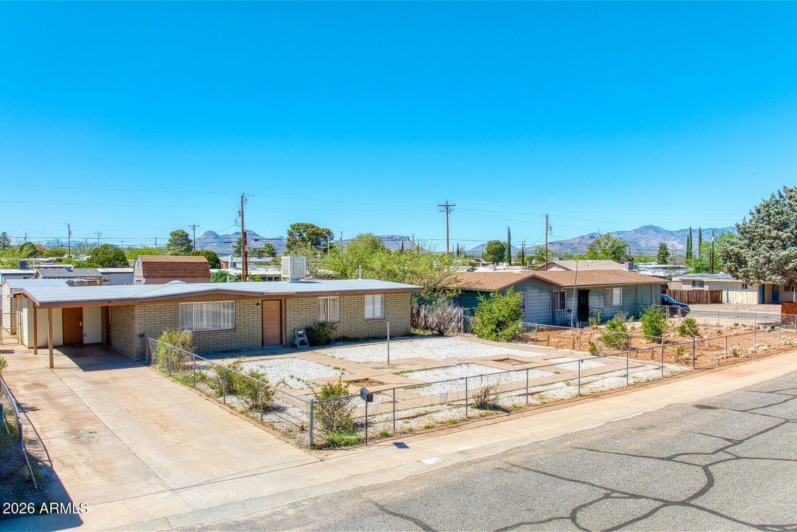 Property Photo: 211 Dragoon Street AZ 85616
