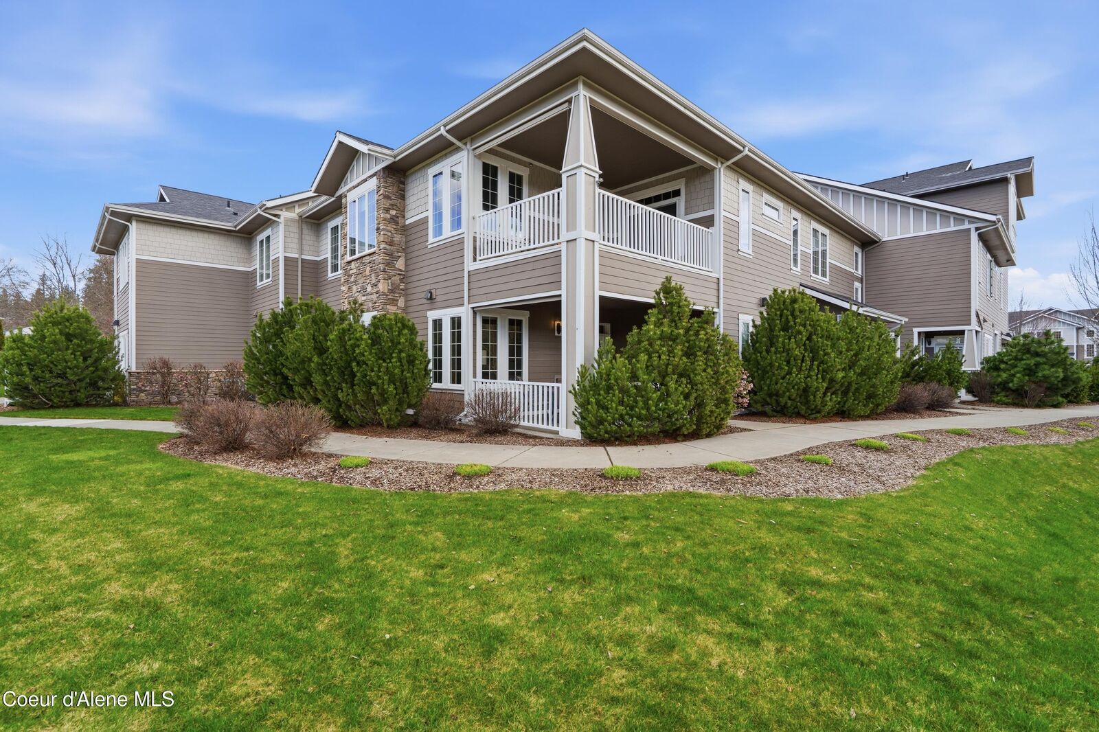 Property Photo:  4583 Greenchain Loop Apt 9  ID 83814 