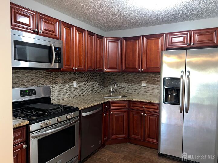 Property Photo:  478 Witney Court  NJ 08902 