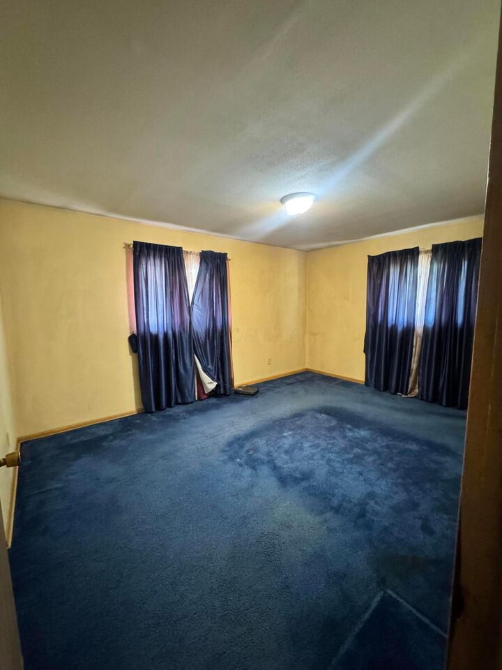 Property Photo:  1685 Alcoy Drive  OH 43227 