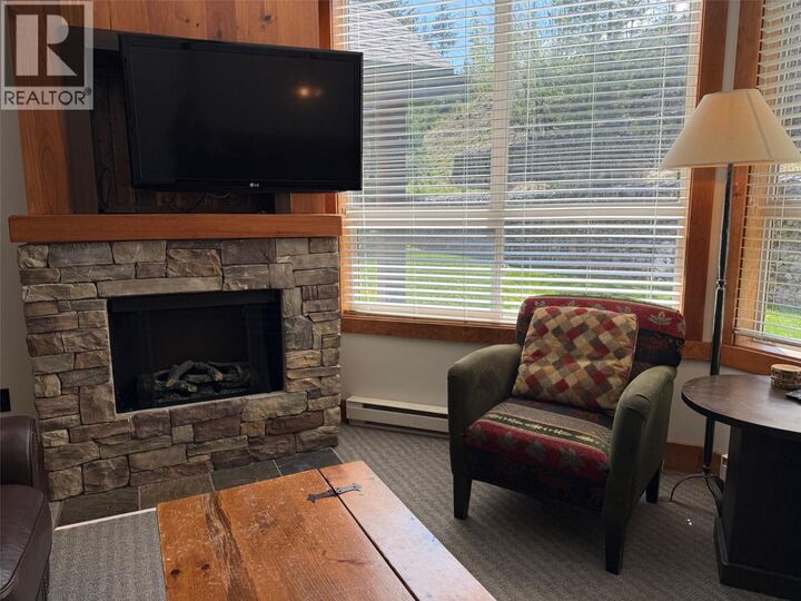 Property Photo: 4559 Timberline Crescent 613D BC V0B 1M6