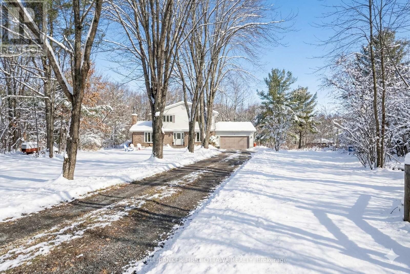 Property Photo: 3900 Stonecrest Road ON K0A 3M0