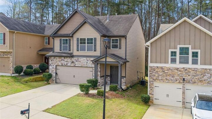 Property Photo: 4798 Longview Run GA 30035