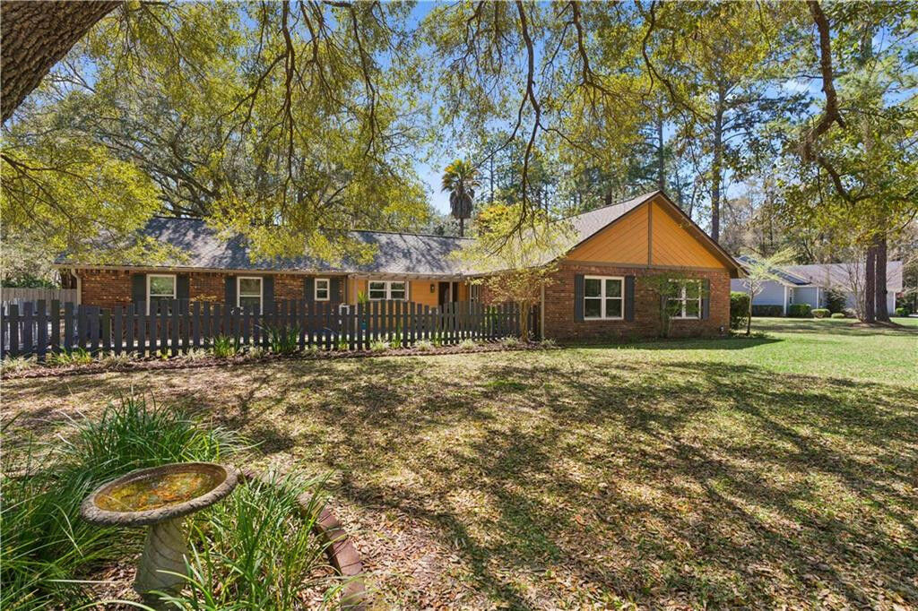Property Photo:  139 Mackay Drive  GA 31525 