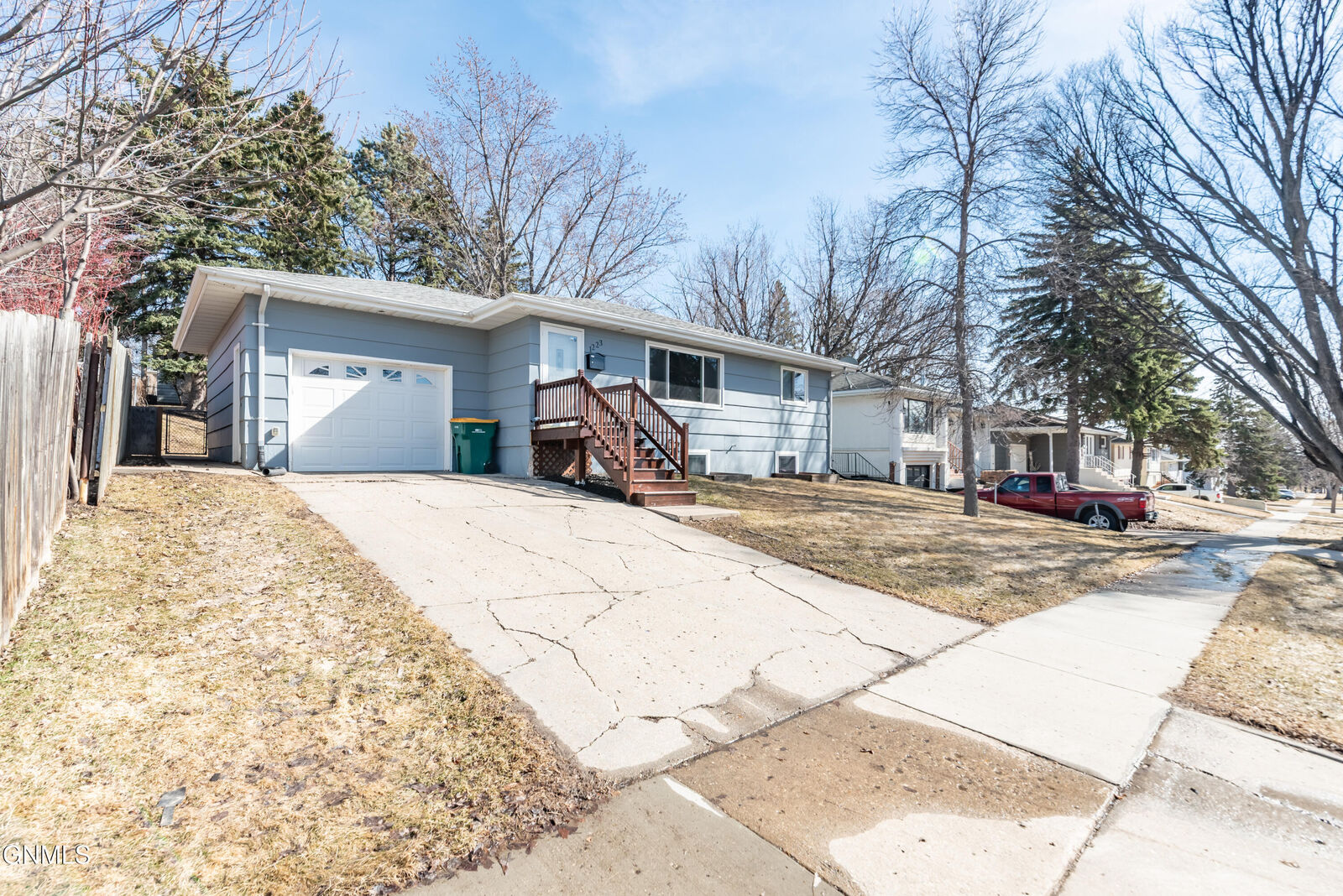 Property Photo:  1223 17th Street  ND 58501 