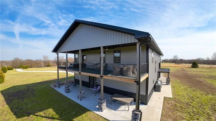 Property Photo:  532 NW Aa Highway  MO 64061 