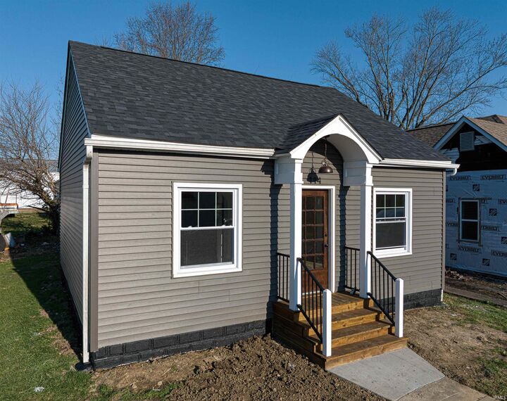 Property Photo: 114 N Jackson Street IN 47660-1522