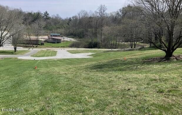 Property Photo: 233 Smith Oaks Lane TN 37757