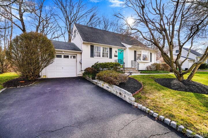 Property Photo:  54 Douglas Court  NY 10965 