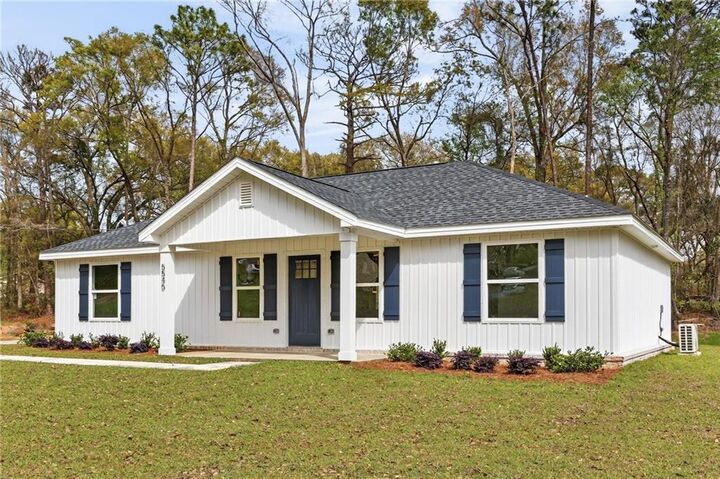 Property Photo:  5545 Versye Avenue  AL 36695 