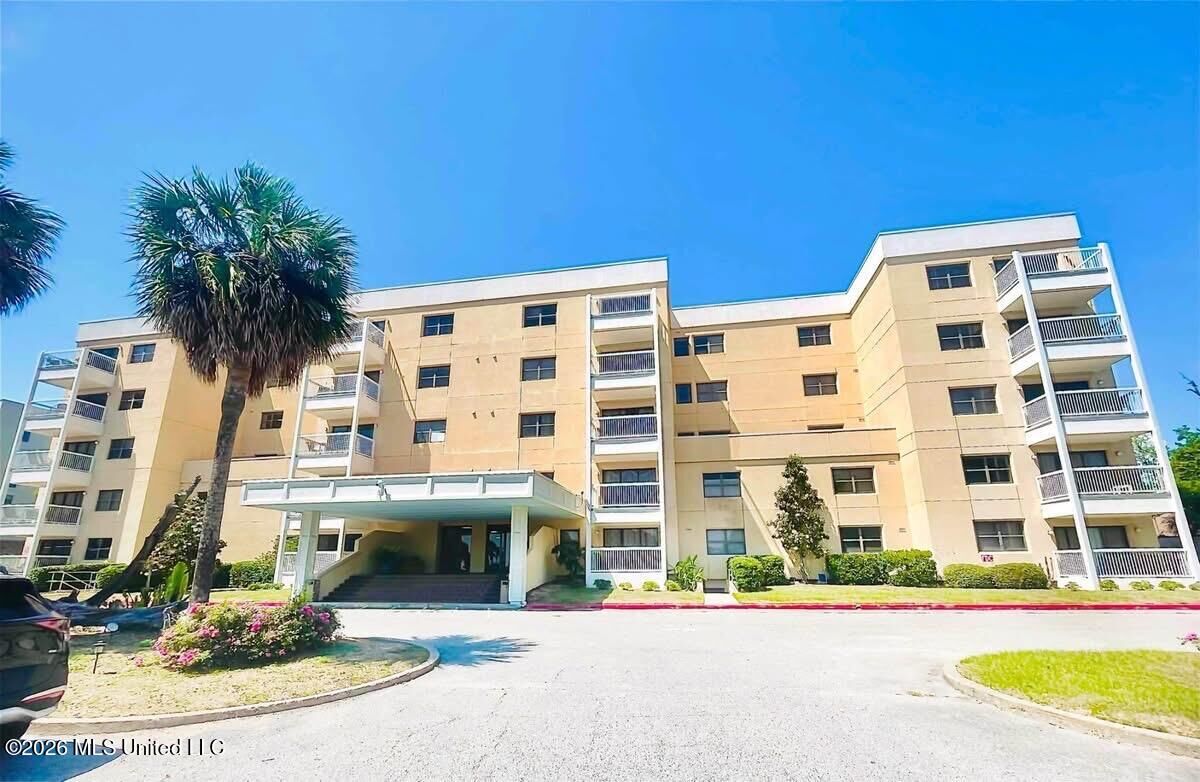 Property Photo:  1130 Beach Boulevard  MS 39530 
