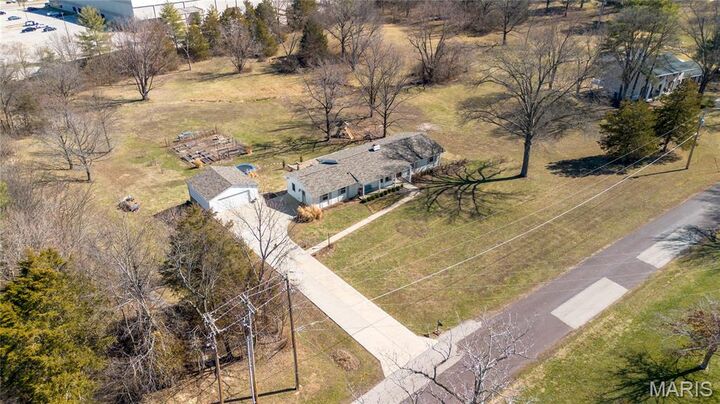 Property Photo: 32 Weldon Spring Heights Drive MO 63304