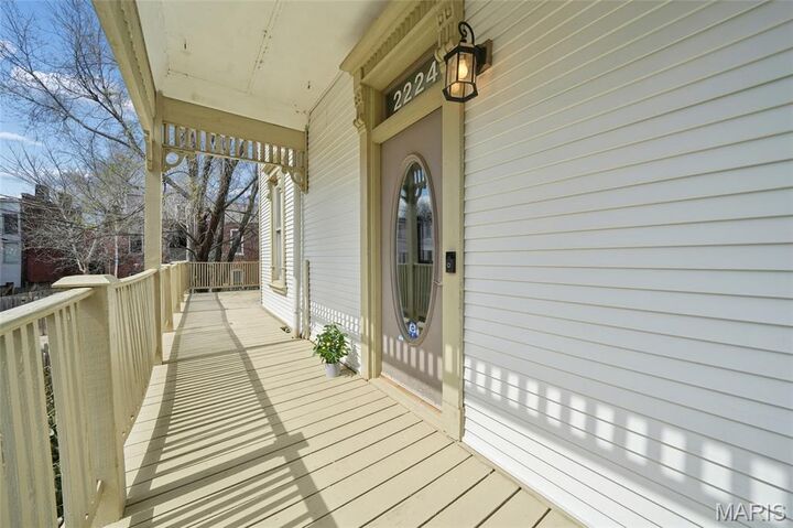 Property Photo:  2224 Hickory Street  MO 63104 