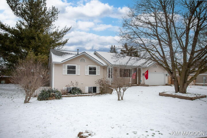 Property Photo: 161 W 33rd Street MI 49423