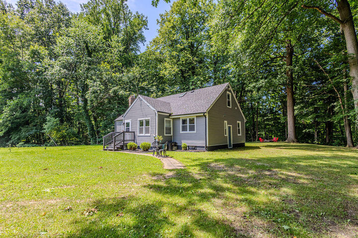 Property Photo: 16002 Lakeside Road MI 49129