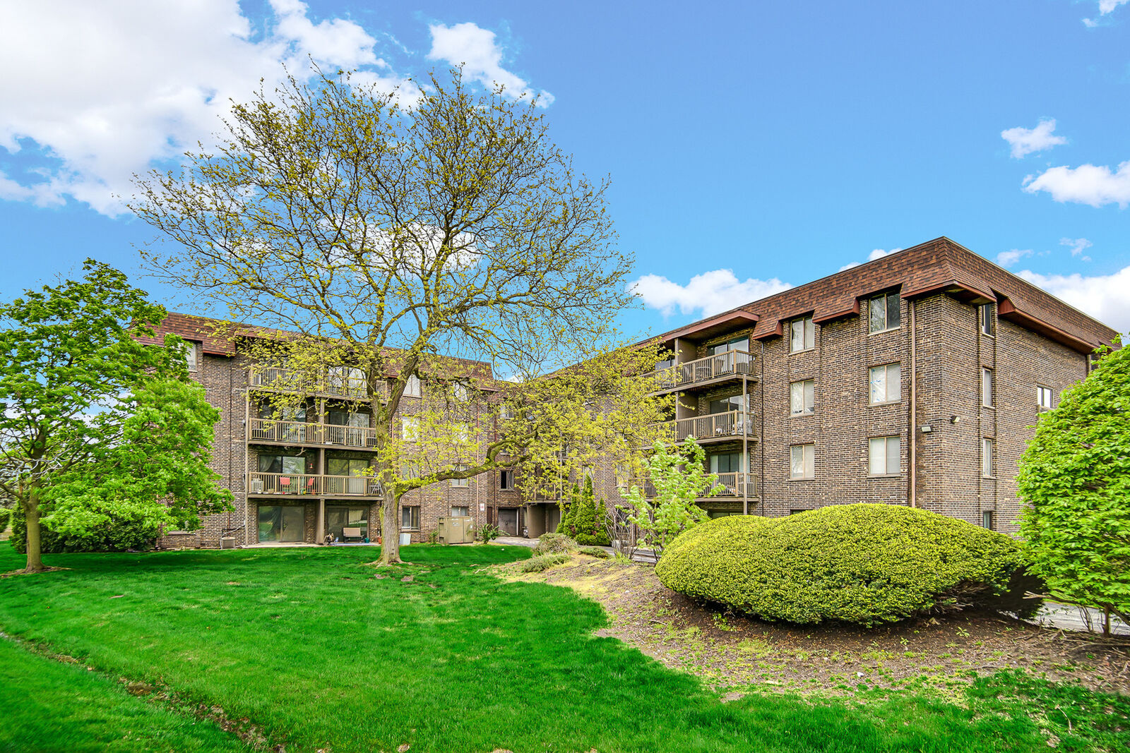 Property Photo:  820 Elder Road C115  IL 60430 