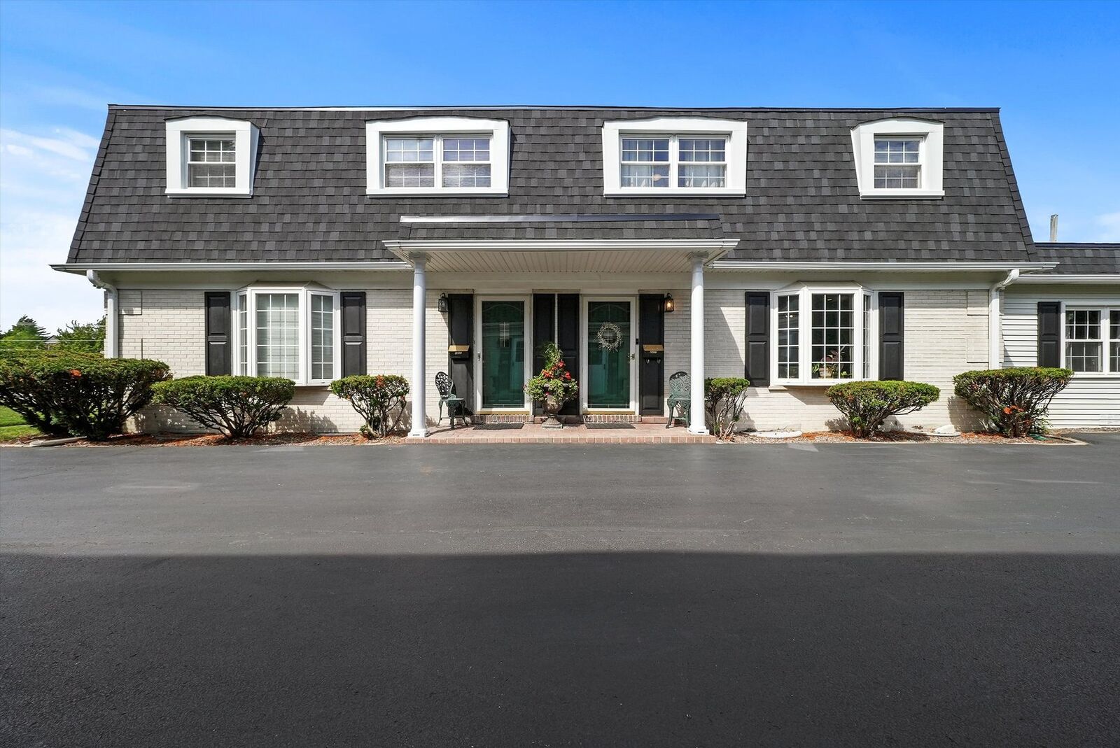 Property Photo:  4407 Howard Avenue 2  IL 60558 