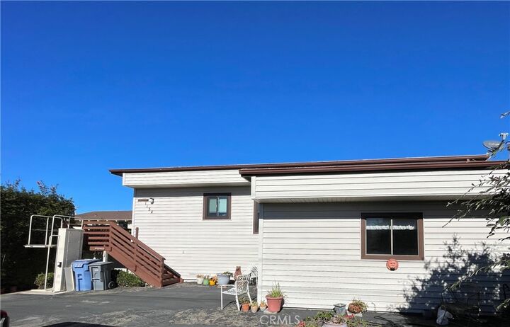 Property Photo:  1154 Santa Ysabel  CA 93402 