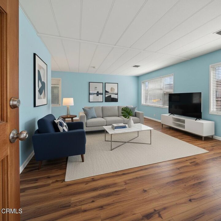 Property Photo: 98 Begonia Place 98 CA 93004