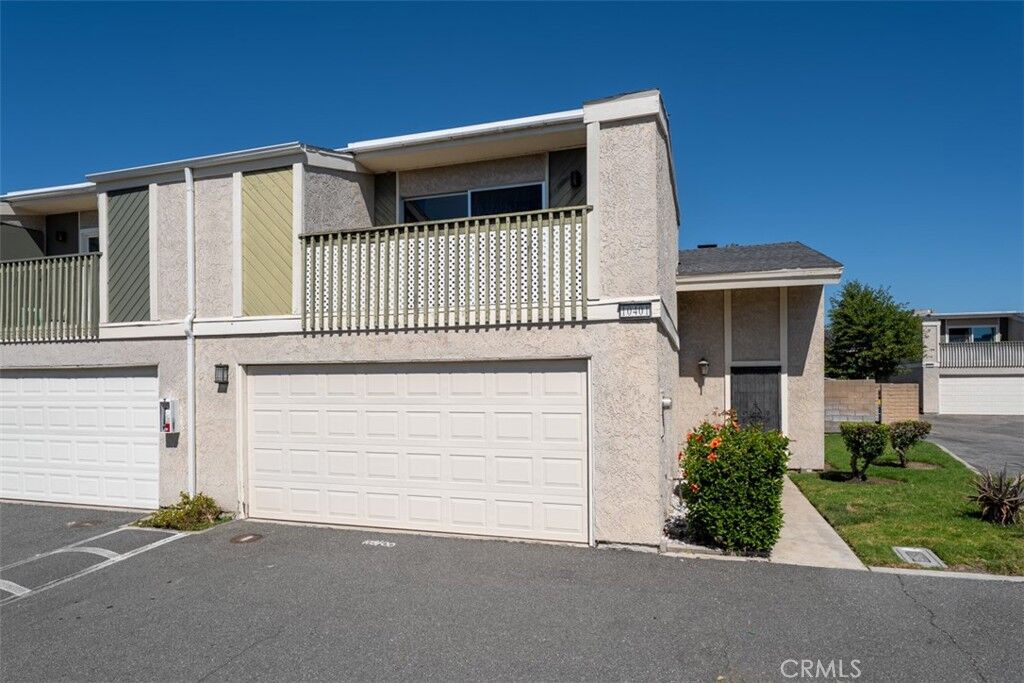 Property Photo:  10401 Hammontree  CA 92843 