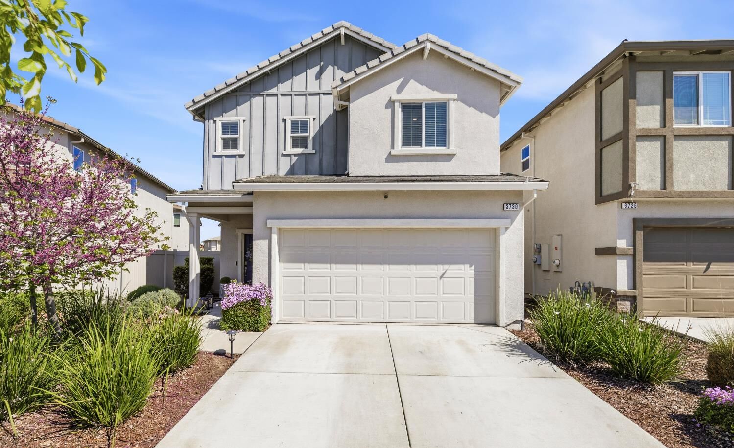 Property Photo:  3730 Roseparke Way  CA 95834 