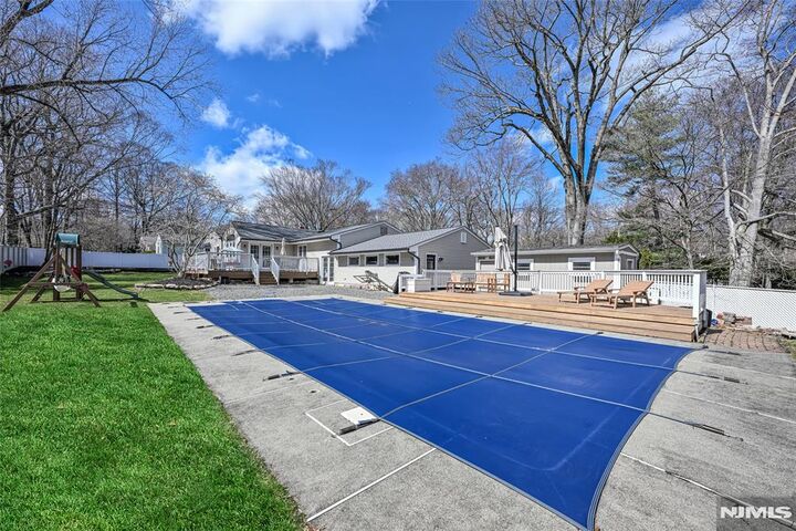 Property Photo:  619 Sargent Road  NJ 07675 