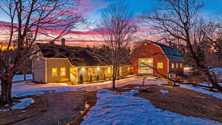 Property Photo:  24 Jeremiah Lane  NH 03867 