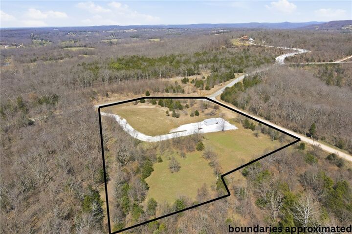 Property Photo: 12716 Elderberry Lane AR 72732