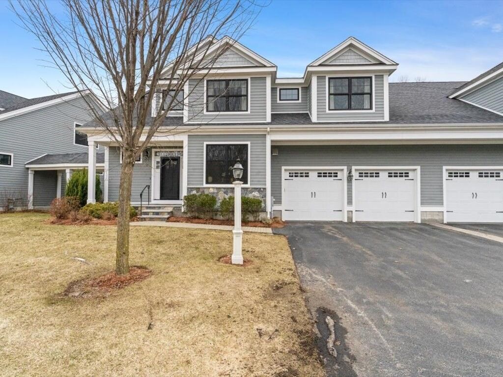 Property Photo: 9 Davenport Ln 9 MA 01748