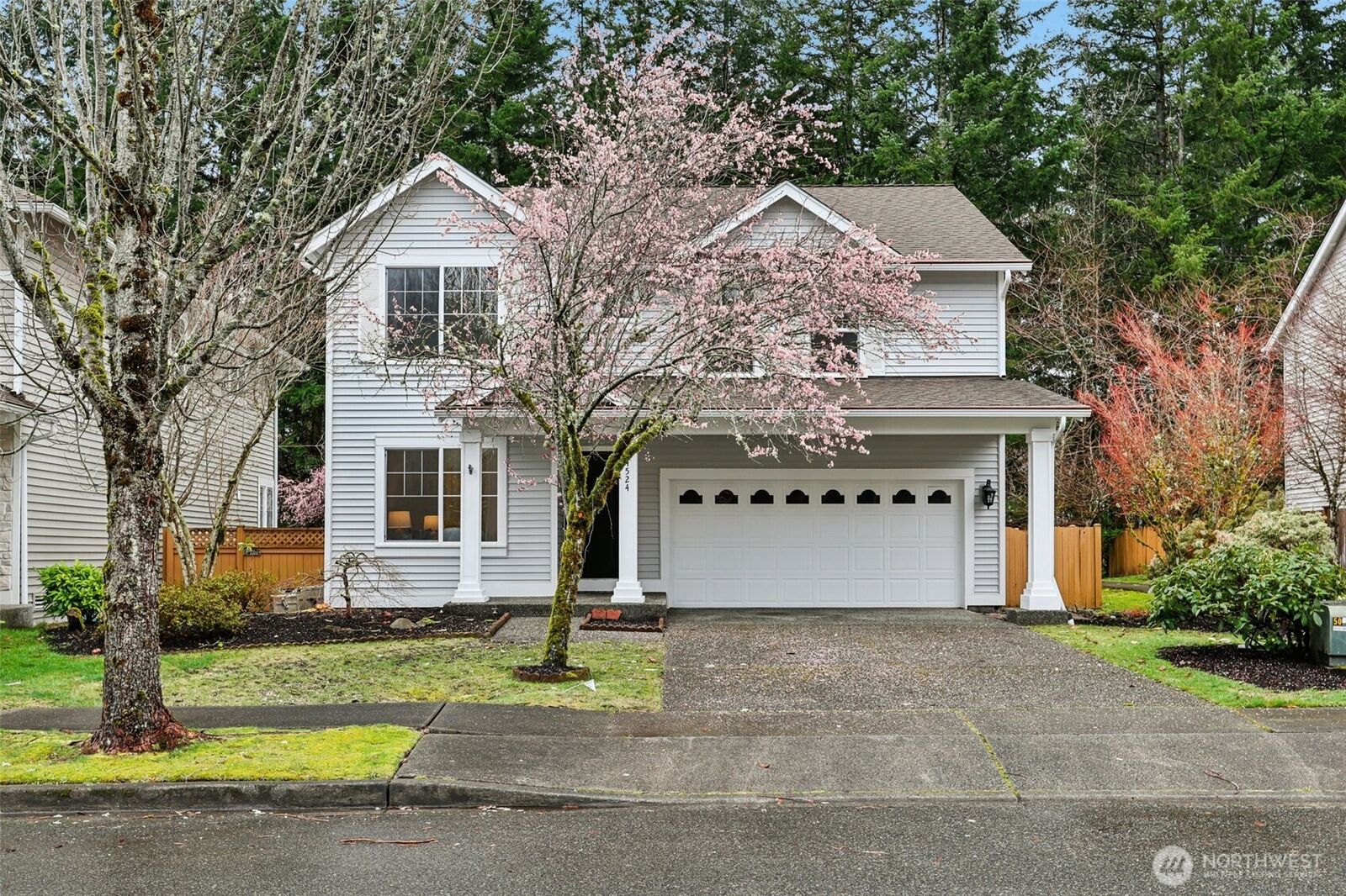 Property Photo:  34524 SE Linden Loop  WA 98065 
