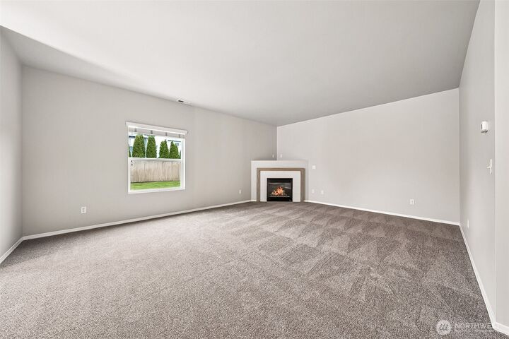 Property Photo:  11024  181st Avenue Ct E  WA 98391 