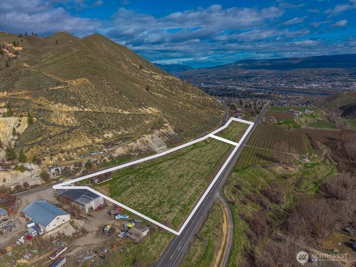 Property Photo: 11 Methow Street WA 98801