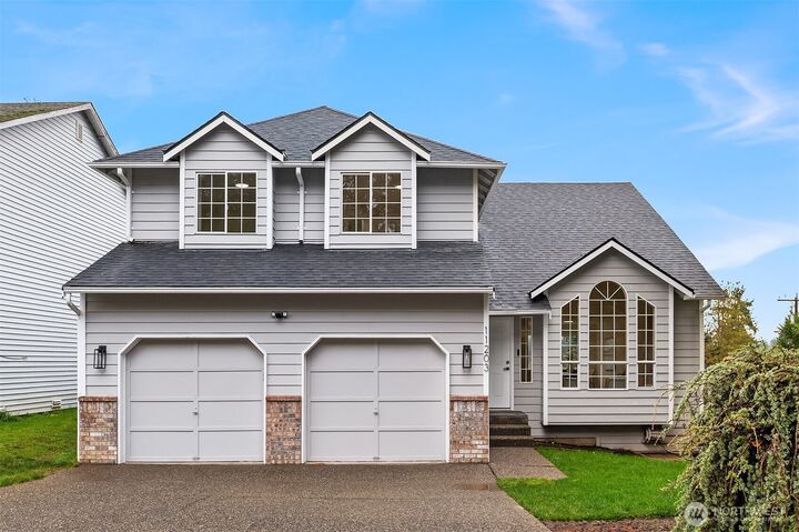 Property Photo:  11203 SE 237th Place  WA 98031 